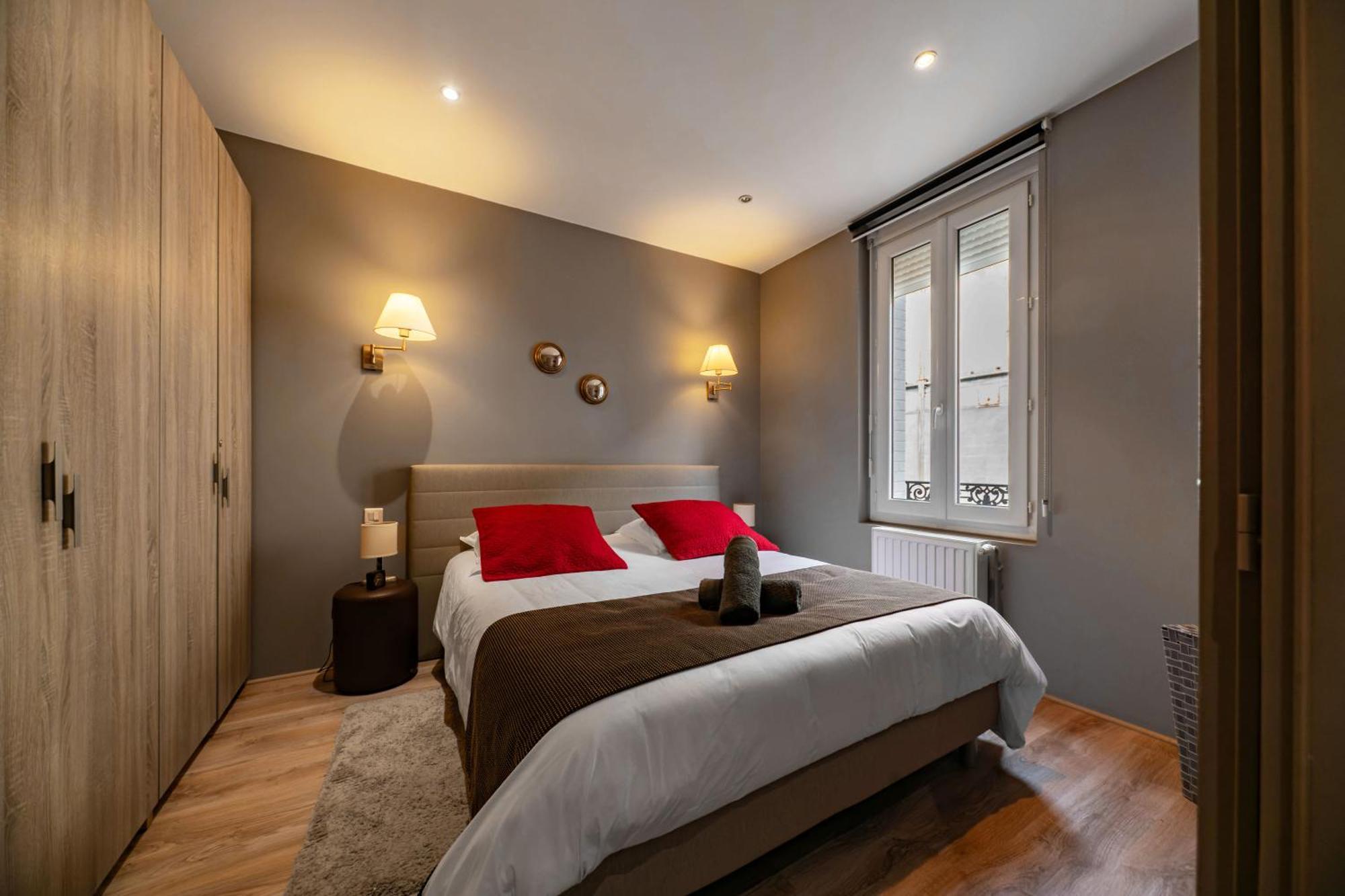 Le Vizier - Appartement Design Avec Parking En Centre Ville Vichy Ngoại thất bức ảnh